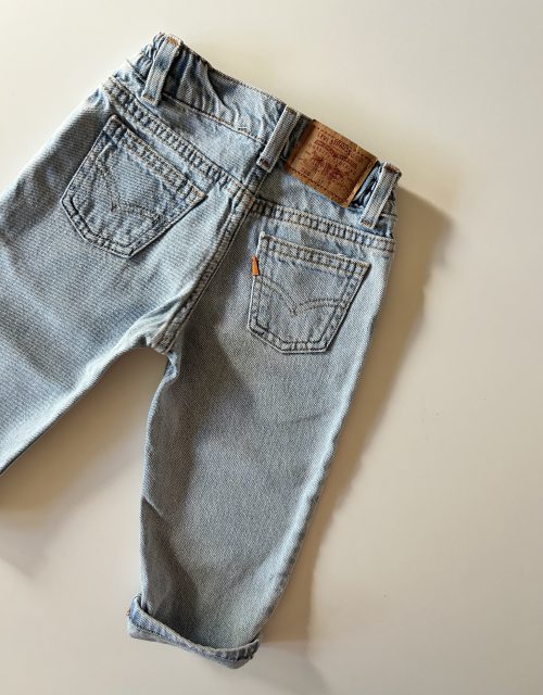 Levis 566 jeans