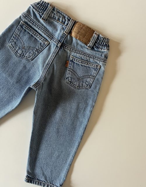 Levis 566 jeans