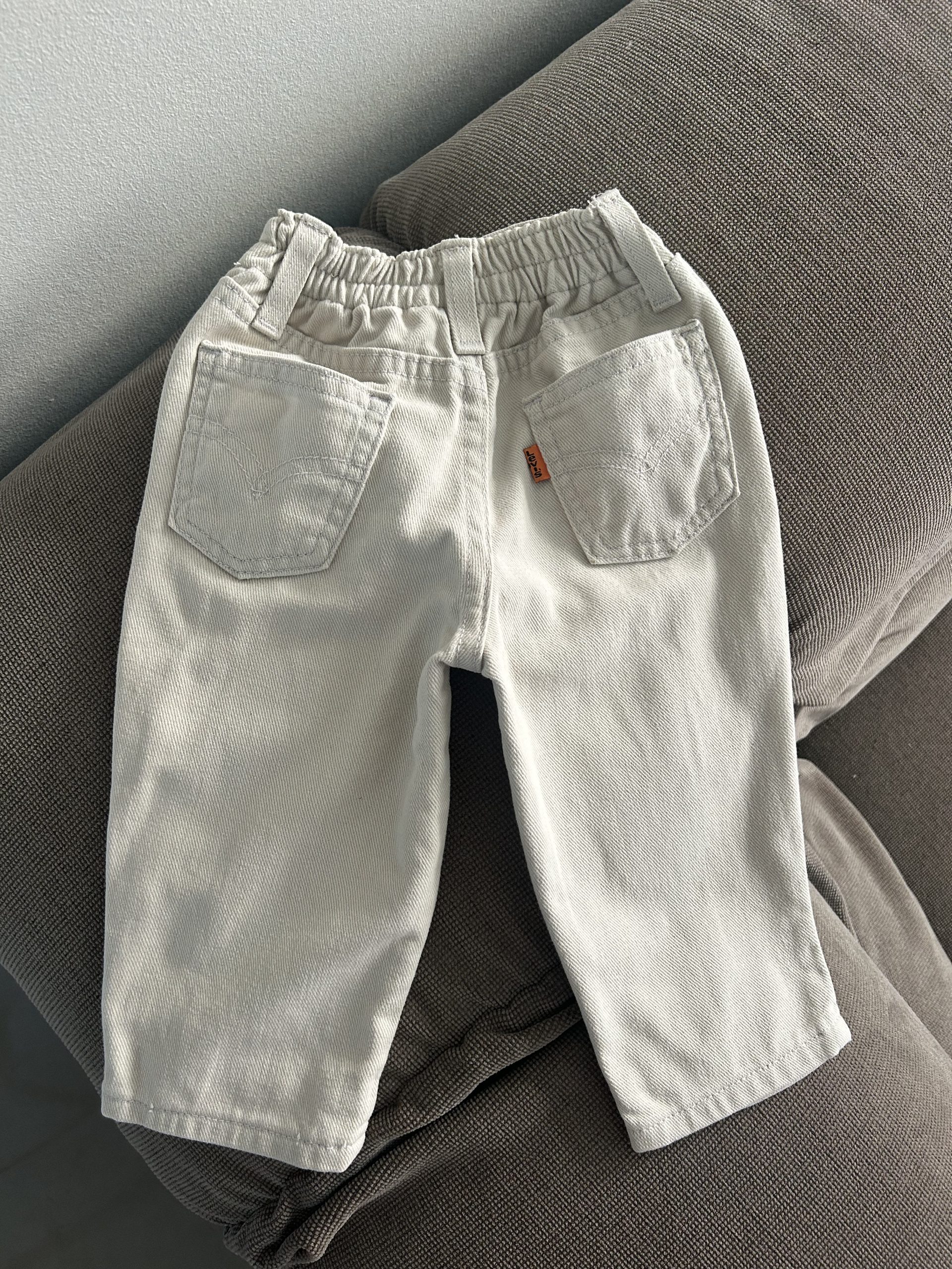 Levis 566 jeans